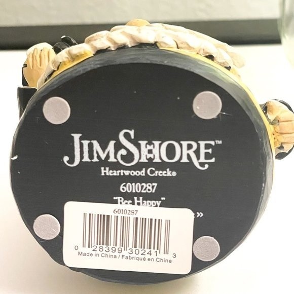 Jim Shore Bumblebee Gnome - Picture 8 of 8